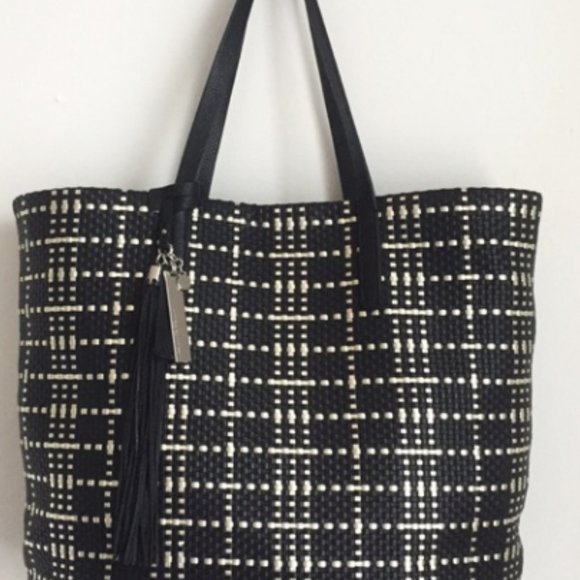 •Vince Camuto• Oren Weave Leather Tote - Picture 4 of 8